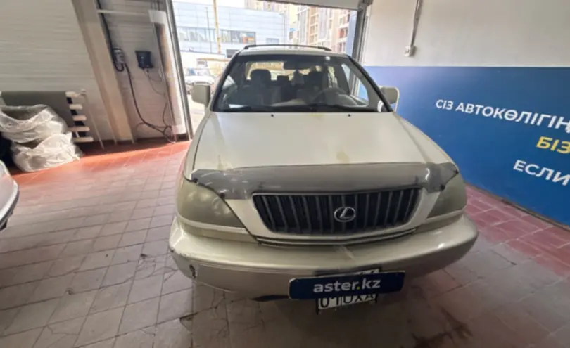 Lexus RX 2000 года за 6 000 000 тг. в Астана фото 2