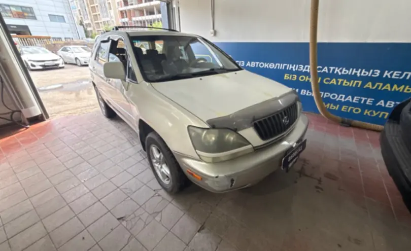 Lexus RX 2000 года за 6 000 000 тг. в Астана фото 3