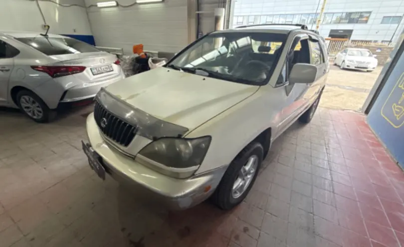 Lexus RX 2000 года за 6 000 000 тг. в Астана