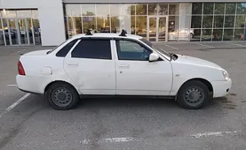 LADA (ВАЗ) Priora 2010 года за 1 200 000 тг. в Актобе фото 4