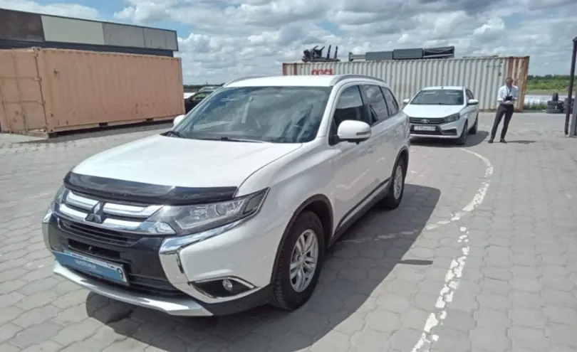 Mitsubishi Outlander 2017 года за 9 000 000 тг. в Караганда