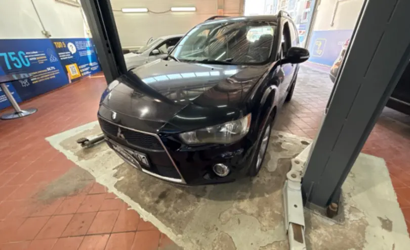 Mitsubishi Outlander 2011 года за 6 500 000 тг. в Астана