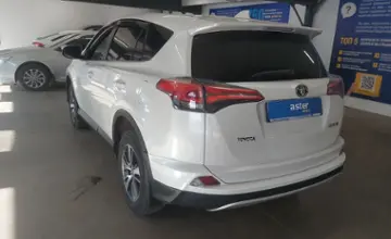 Toyota RAV4 2019 года за 14 500 000 тг. в Астана фото 4