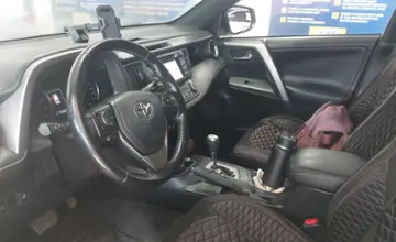 Toyota RAV4 2019 года за 14 500 000 тг. в Астана фото 5