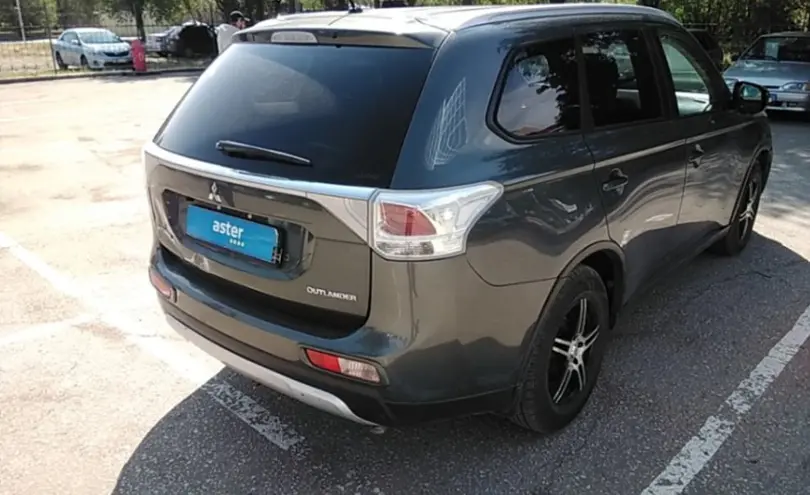 Mitsubishi Outlander 2014 года за 7 000 000 тг. в Актобе фото 5