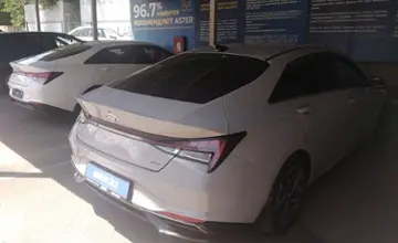 Hyundai Elantra 2021 года за 9 700 000 тг. в Алматы