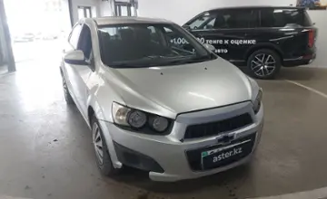 Chevrolet Aveo 2013 года за 2 700 000 тг. в Астана фото 2