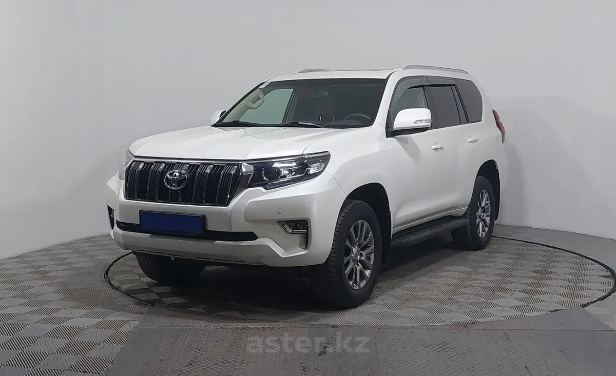 2020 Toyota Land Cruiser Prado