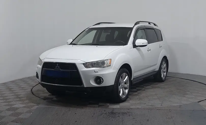 Mitsubishi Outlander 2011 года за 5 990 000 тг. в Астана