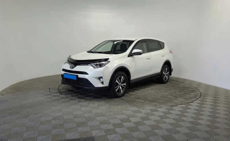 Toyota RAV4 2016 года за 10 500 000 тг. в Алматы