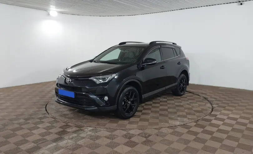Toyota RAV4 2018 года за 11 490 000 тг. в Шымкент