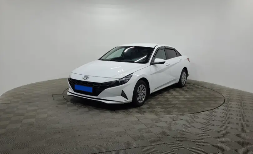Hyundai Elantra 2022 года за 7 890 000 тг. в Алматы