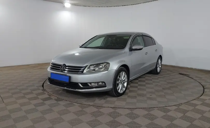 Volkswagen Passat 2014 года за 5 290 000 тг. в Шымкент