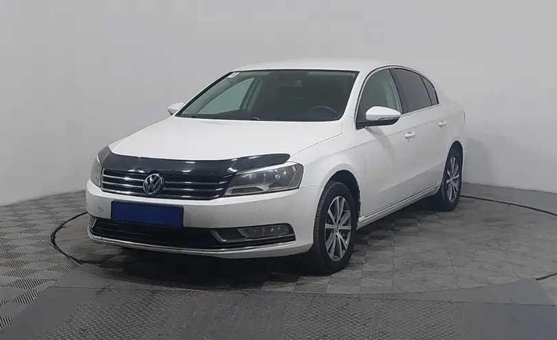 Volkswagen Passat 2011 года за 3 990 000 тг. в Астана