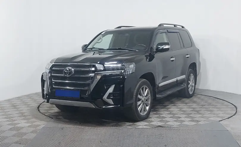 Toyota Land Cruiser 2013 года за 22 000 000 тг. в Астана