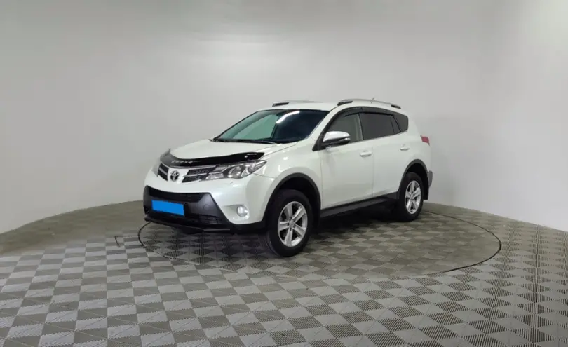 Toyota RAV4 2015 года за 7 990 000 тг. в Алматы