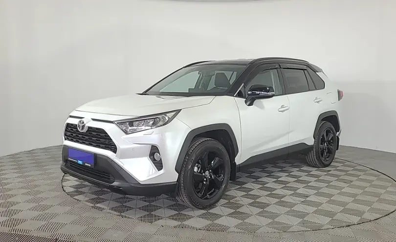 Toyota RAV4 2020 года за 15 800 000 тг. в Караганда