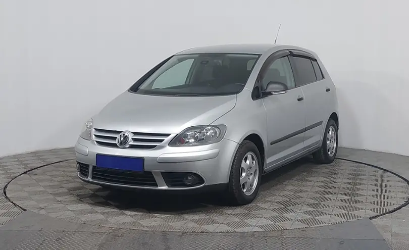 Volkswagen Golf Plus 2008 года за 3 990 000 тг. в Астана