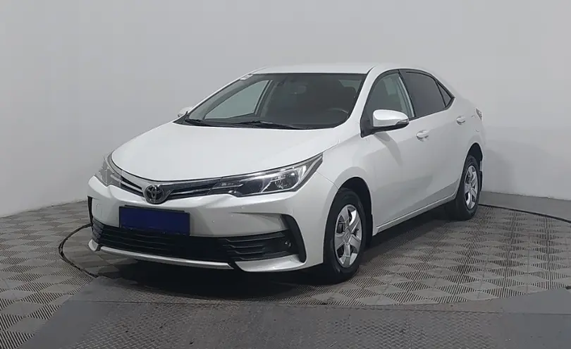 Toyota Corolla 2018 года за 6 390 000 тг. в Астана