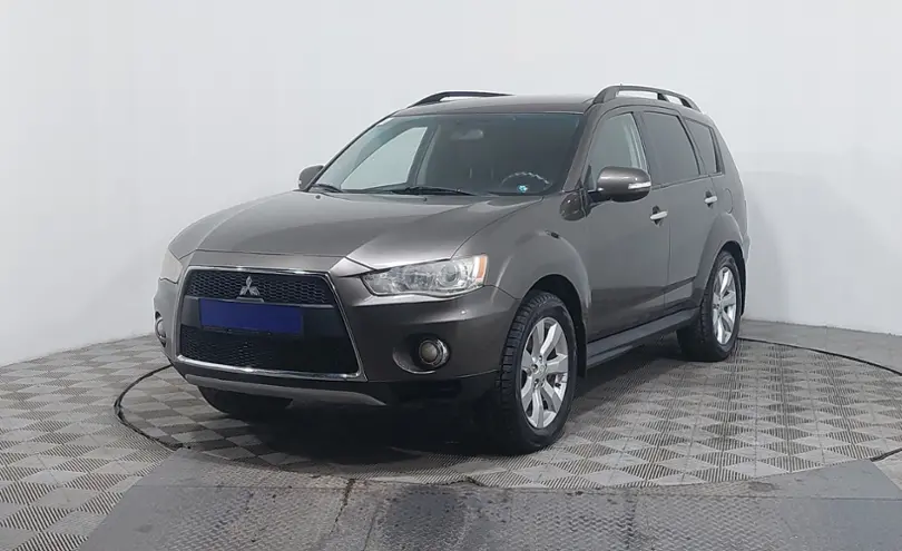 Mitsubishi Outlander 2011 года за 5 990 000 тг. в Астана