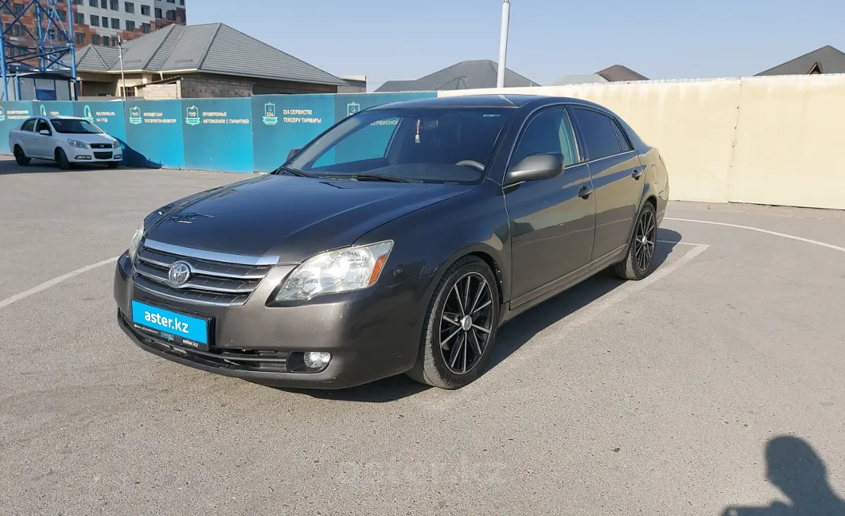 2005 Toyota Avalon