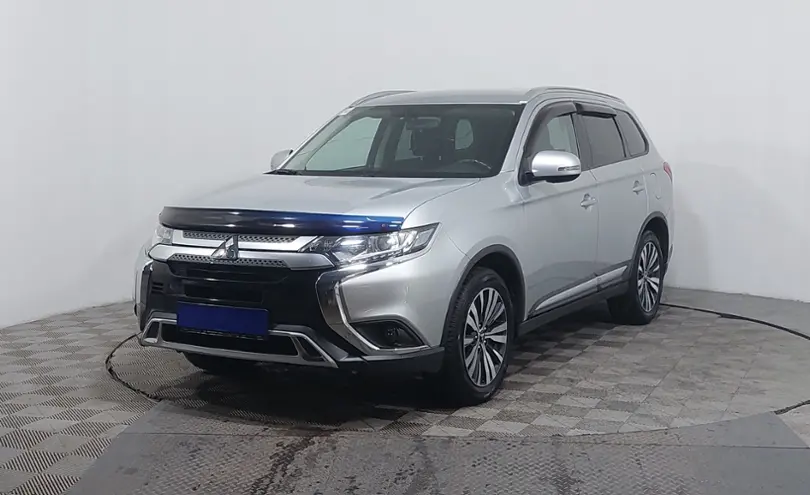 Mitsubishi Outlander 2019 года за 10 500 000 тг. в Астана