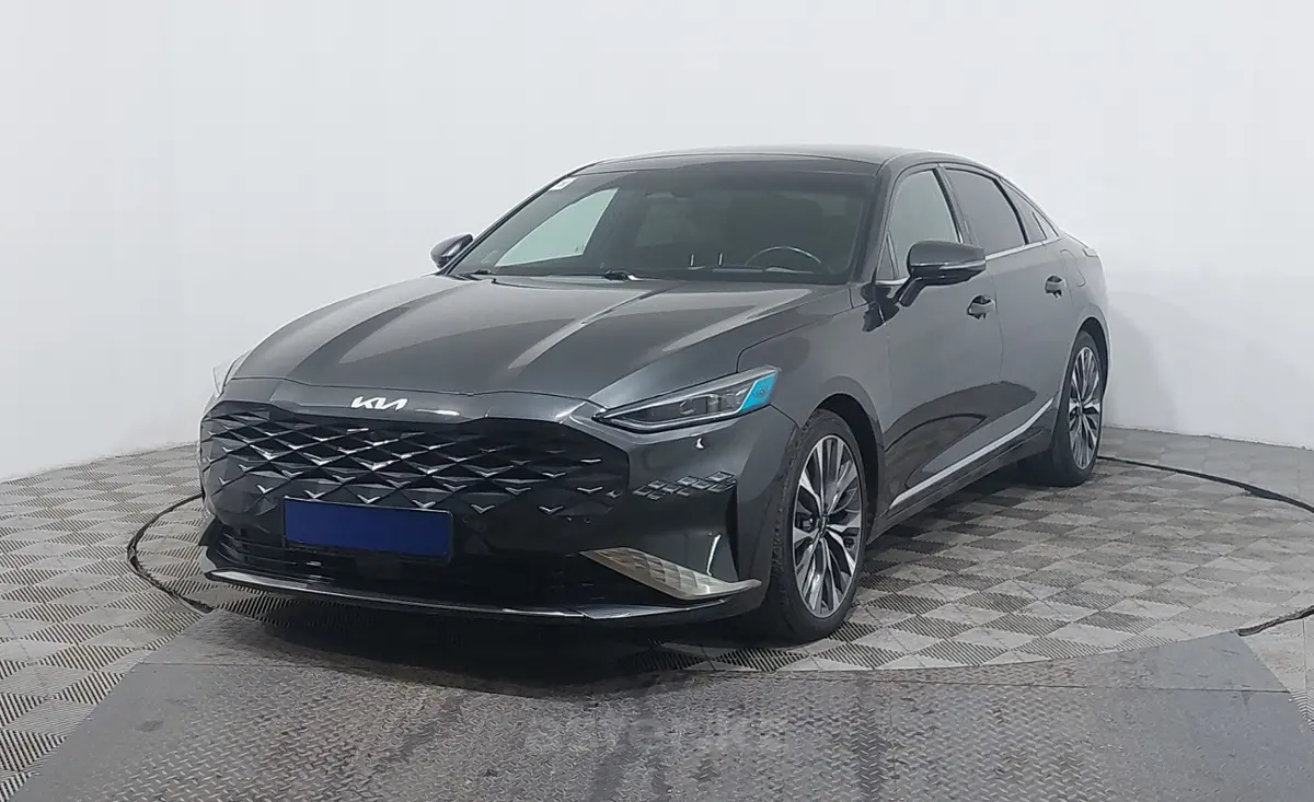 2021 Kia K8