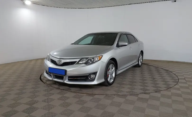 Toyota Camry 2013 года за 9 290 000 тг. в Шымкент