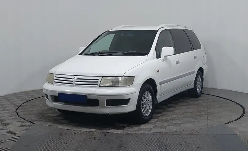 Mitsubishi Chariot 1999 года за 2 000 000 тг. в Астана