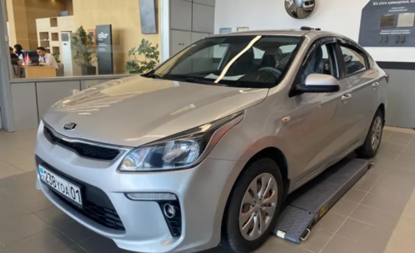Kia Rio 2018 года за 6 500 000 тг. в Астана
