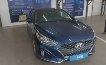 Hyundai Sonata 2018 года за 8 000 000 тг. в Астана фото 2