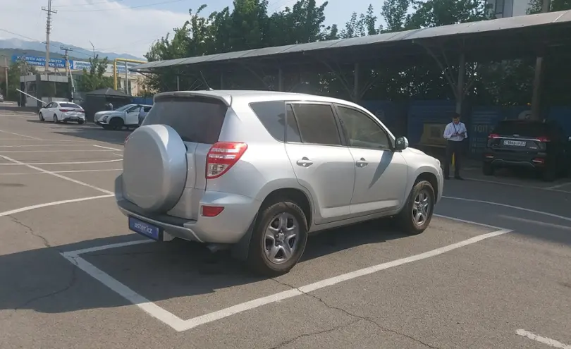 Toyota RAV4 2012 года за 9 000 000 тг. в Алматы фото 3