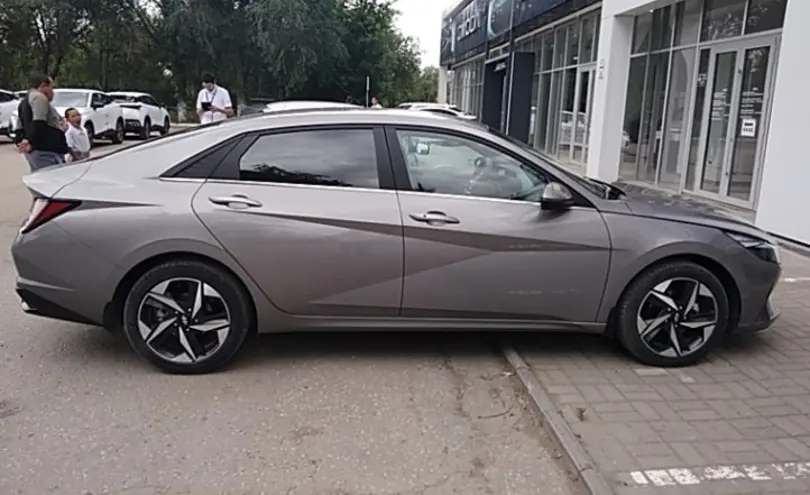 Hyundai Elantra 2023 года за 11 000 000 тг. в Актобе фото 4