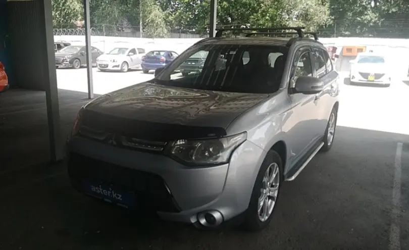 Mitsubishi Outlander 2013 года за 7 500 000 тг. в Алматы
