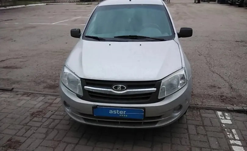 LADA (ВАЗ) Granta 2014 года за 2 000 000 тг. в Актобе фото 2