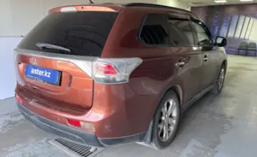 Mitsubishi Outlander 2013 года за 6 000 000 тг. в Павлодар