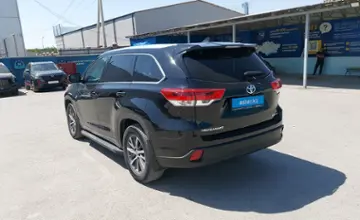 Toyota Highlander 2018 года за 21 000 000 тг. в Шымкент фото 4