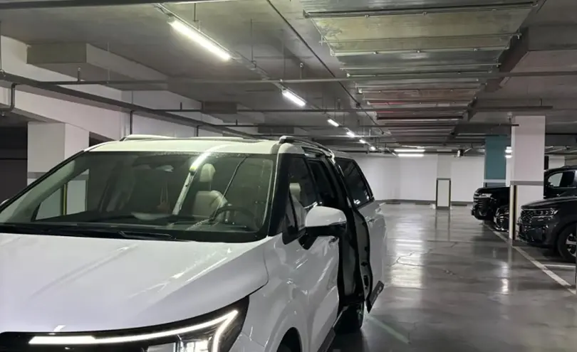 Kia Carnival 2024 года за 30 000 000 тг. в Астана