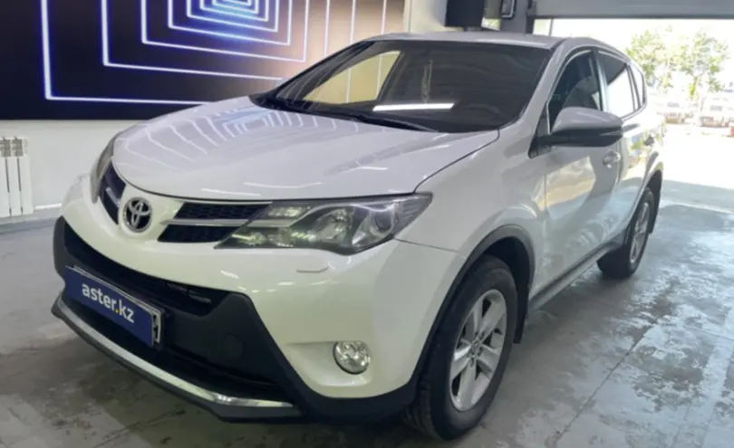 Toyota RAV4 2015 года за 10 000 000 тг. в Павлодар
