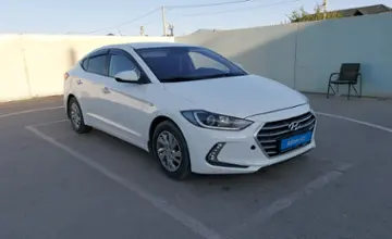 Hyundai Elantra 2018 года за 6 000 000 тг. в Шымкент фото 2