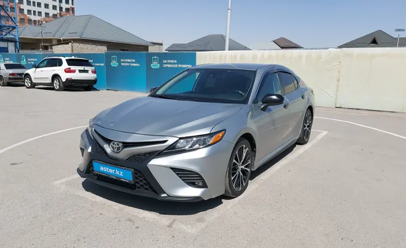 Toyota Camry 2019 года за 12 000 000 тг. в Шымкент