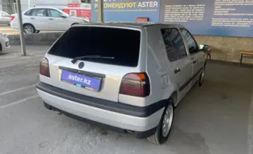 Volkswagen Golf 1994 года за 2 200 000 тг. в Алматы