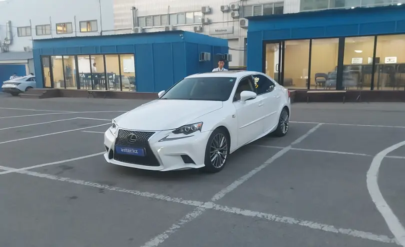 Lexus IS 2015 года за 10 500 000 тг. в Алматы
