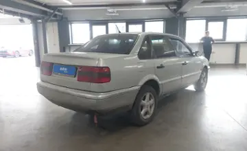 Volkswagen Passat 1995 года за 1 500 000 тг. в Астана фото 3