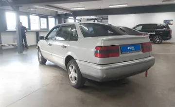 Volkswagen Passat 1995 года за 1 500 000 тг. в Астана фото 4