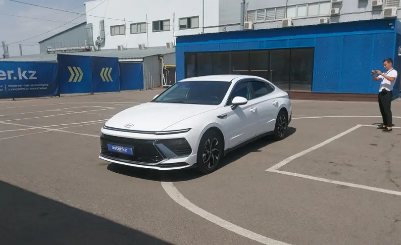 Hyundai Sonata 2024 года за 15 850 000 тг. в Алматы