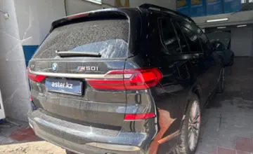 BMW X7 2021 года за 50 000 000 тг. в Астана