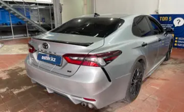 Toyota Camry 2022 года за 15 000 000 тг. в Астана