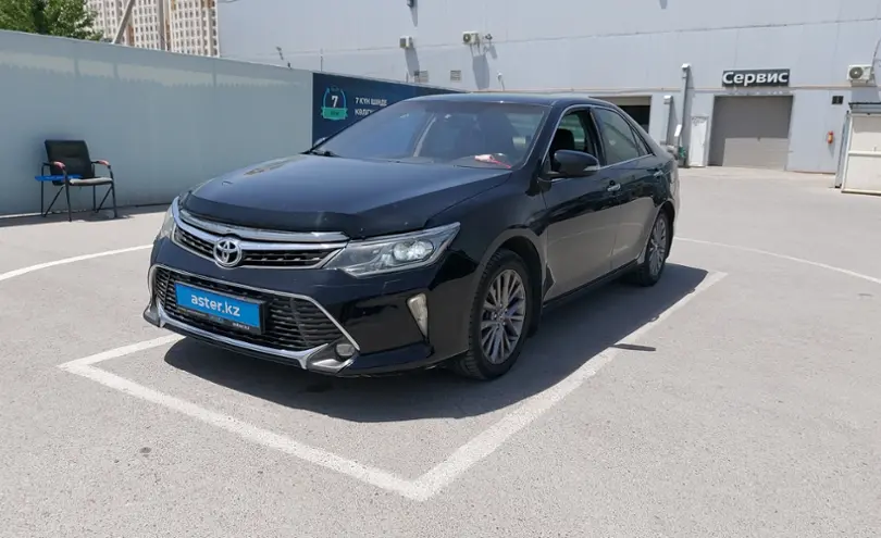 Toyota Camry 2017 года за 13 500 000 тг. в Шымкент