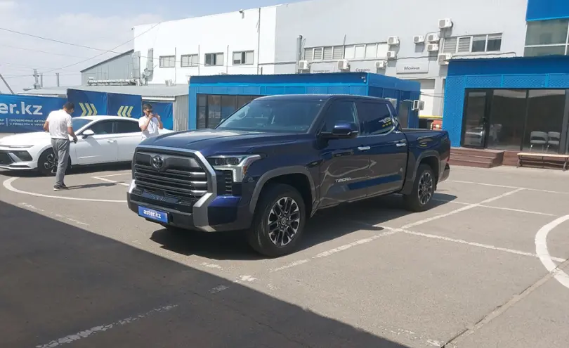 Toyota Tundra 2022 года за 40 000 000 тг. в Алматы
